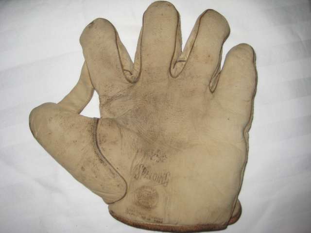 Spalding CH 1 Inch Web Front